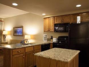Club Wyndham Branson At The Falls Room photo